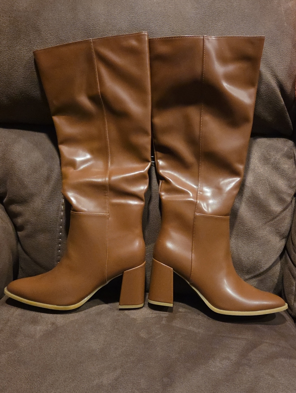 Women's Tall Brown Block Heel Knee Boots